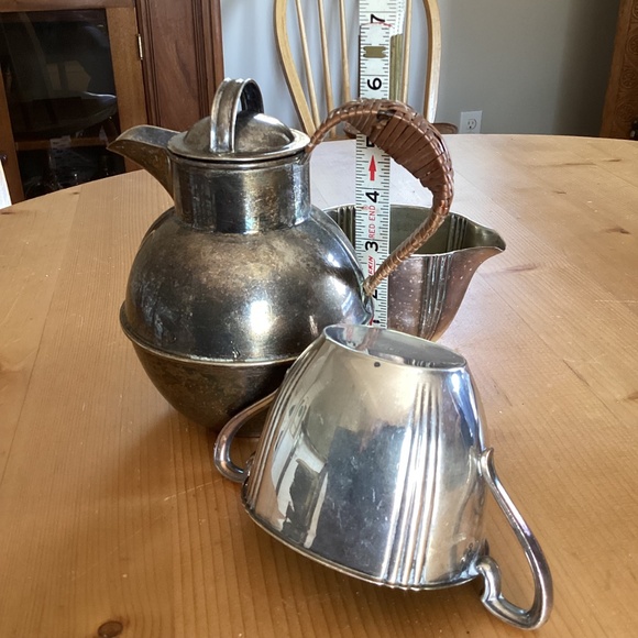 Vintage silver or silver plated? Creamer, sugar bowl, and teapot - WM Roger’s - Picture 4 of 16
